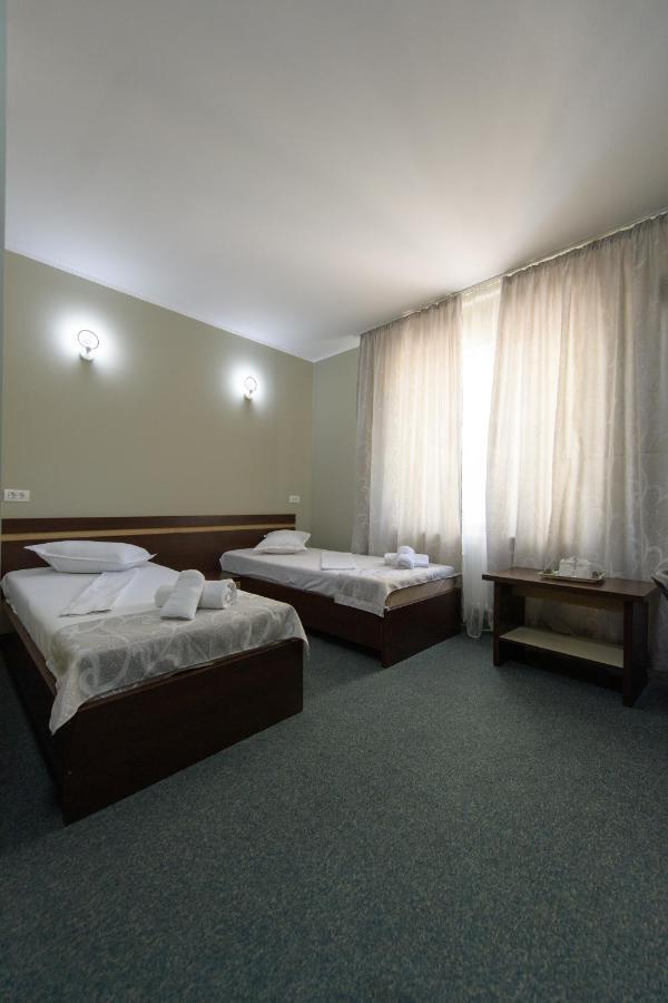 Hotel Cora Constanta Bagian luar foto